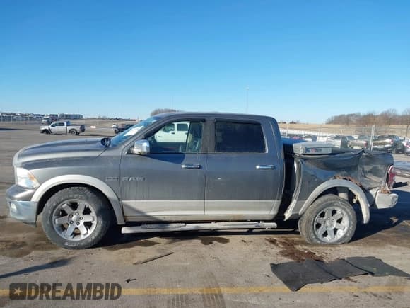 ✅ 2009 Dodge 1500 Laramie • VIN: 1D3HV13T29S778714 • Лот: 41364288. Опубликован ранее на IAAI с пробегом 151 451 миль. Бесплатный доступ к архиву аукционных продаж из США и подробный отчёт об истории автомобиля на DreamBid. Изображение 14.