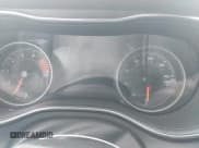 ✅ 2021 Jeep Cherokee Limited • VIN: 1C4PJMDX8MD212475 • Lot: 42051824. Wystawiony na IAAI z przebiegiem 31 905 mil. Bezpłatny archiwum sprzedaży aukcyjnych z USA i szczegółowy raport historii pojazdu na DreamBid. Zdjęcie 7.