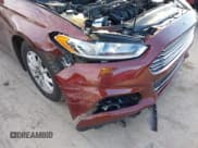 ✅ 2015 Ford Fusion S • VIN: 3FA6P0G72FR254977 • Лот: 43685735. Опубликован ранее на IAAI с пробегом 152 553 миль. Бесплатный доступ к архиву аукционных продаж из США и подробный отчёт об истории автомобиля на DreamBid. Изображение 6.