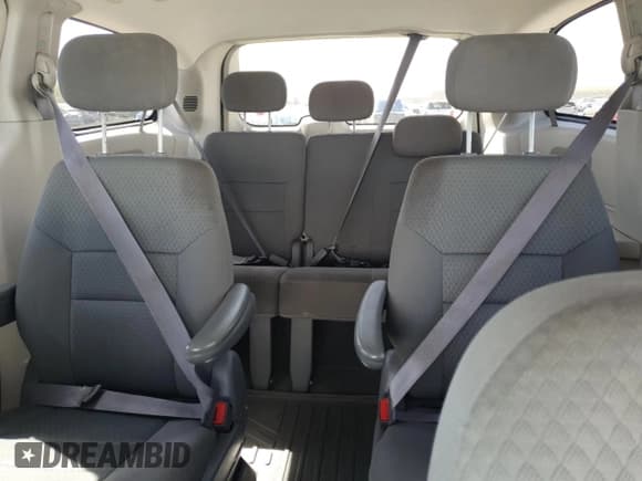 ✅ 2010 Chrysler Town & Country LX • VIN: 2A4RR4DE7AR206346 • Лот: 80138085. Опубликован ранее на Copart с пробегом 257 763 миль. Бесплатный доступ к архиву аукционных продаж из США и подробный отчёт об истории автомобиля на DreamBid. Изображение 10.