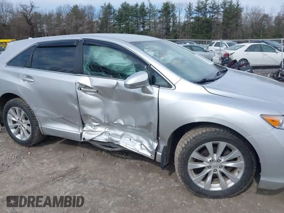 ✅ 2014 Toyota Venza LE • VIN: 4T3BA3BB4EU053793 • Lot: 41829786. Listed on IAAI with 132,619 mi. Free auction sales archive from the USA and detailed vehicle history report at DreamBid. Image 6.