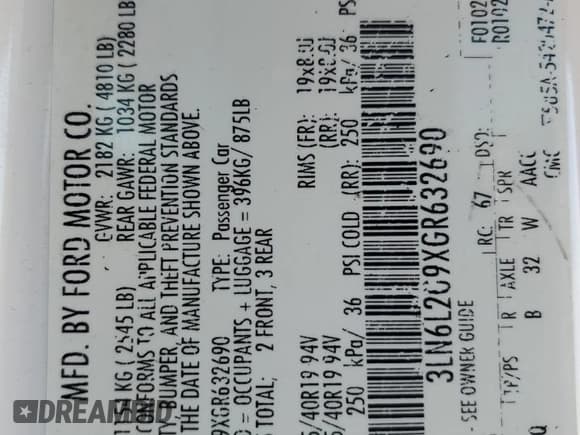 ✅ 2016 Lincoln MKZ • VIN: 3LN6L2G9XGR632690 • Lot: 52902995. Wystawiony na Copart z przebiegiem Nie podano. Bezpłatny archiwum sprzedaży aukcyjnych z USA i szczegółowy raport historii pojazdu na DreamBid. Zdjęcie 12.