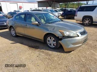 ✅ 2010 Honda Accord LX-P • VIN: 1HGCP2F47AA080117 • Lot: 43546784. Wystawiony na IAAI z przebiegiem Nie podano. Bezpłatny archiwum sprzedaży aukcyjnych z USA i szczegółowy raport historii pojazdu na DreamBid. Zdjęcie 1.