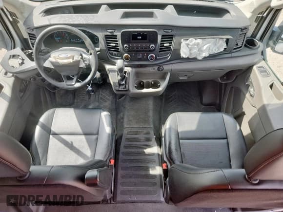 ✅ 2023 Ford Transit Cargo • VIN: 1FTBW3X86PKB92141 • Lot: 61038085. Listed on Copart with 45,032 mi. Free auction sales archive from the USA and detailed vehicle history report at DreamBid. Image 8.