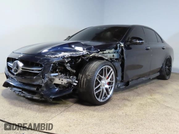 ✅ 2020 Mercedes-Benz E 63 S AMG • VIN: WDDZF8KB2LA742892 • Лот: 41627755. Опубликован ранее на Copart с пробегом 81 262 миль. Бесплатный доступ к архиву аукционных продаж из США и подробный отчёт об истории автомобиля на DreamBid. Изображение 2.