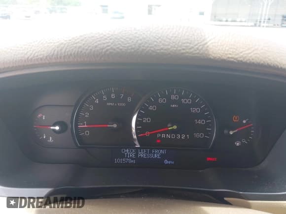 ✅ 2006 Cadillac DTS 1SC • VIN: 1G6KD57Y16U235128 • Lot: 42518035. Wystawiony na IAAI z przebiegiem 101 578 mil. Bezpłatny archiwum sprzedaży aukcyjnych z USA i szczegółowy raport historii pojazdu na DreamBid. Zdjęcie 7.