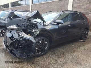 ✅ 2023 Kia Niro Wind • VIN: KNDCR3L19P5073860 • Lot: 90144705. Wystawiony na Copart z przebiegiem Nie podano. Bezpłatny archiwum sprzedaży aukcyjnych z USA i szczegółowy raport historii pojazdu na DreamBid. Zdjęcie 1.