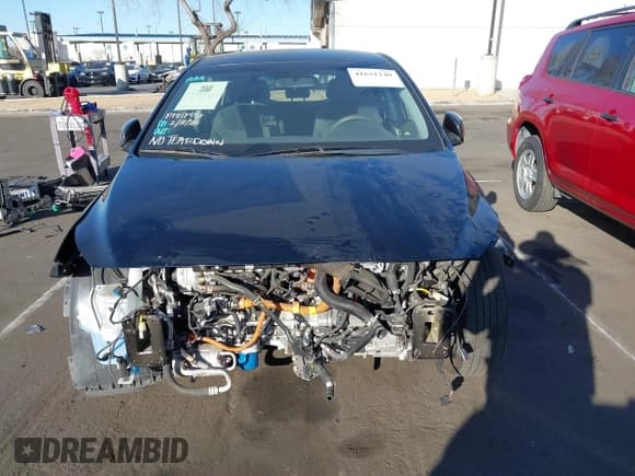 ✅ 2019 Hyundai Ioniq Blue • VIN: KMHC65LC7KU111411 • Lot: 41631240. Wystawiony na IAAI z przebiegiem 95 944 mil. Bezpłatny archiwum sprzedaży aukcyjnych z USA i szczegółowy raport historii pojazdu na DreamBid. Zdjęcie 13.