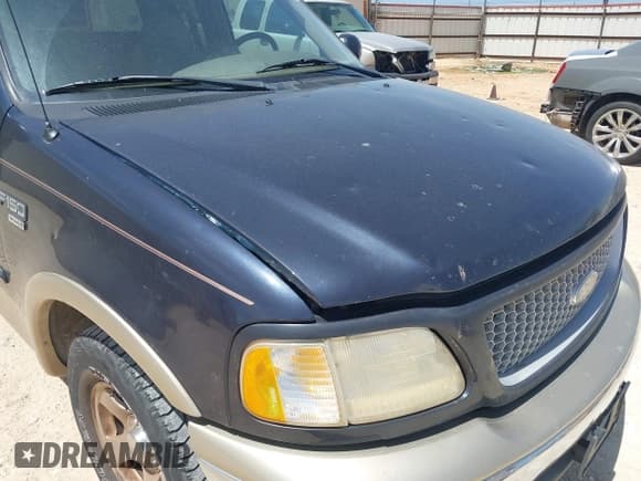 ✅ 1999 Ford F-150 XL • VIN: 1FTRX17L8XKB41339 • Lot: 42764677. Wystawiony na IAAI z przebiegiem Nie podano. Bezpłatny archiwum sprzedaży aukcyjnych z USA i szczegółowy raport historii pojazdu na DreamBid. Zdjęcie 6.