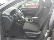 ✅ 2018 Nissan Rogue S • VIN: JN1BJ1CR6JW202848 • Lot: 64065585. Wystawiony na Copart z przebiegiem 104 755 mil. Bezpłatny archiwum sprzedaży aukcyjnych z USA i szczegółowy raport historii pojazdu na DreamBid. Zdjęcie 7.