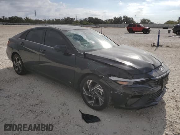 ✅ 2024 Hyundai Elantra SEL • VIN: KMHLS4DG2RU821463 • Lot: 87267265. Listed on Copart with 10,777 mi. Free auction sales archive from the USA and detailed vehicle history report at DreamBid. Image 4.