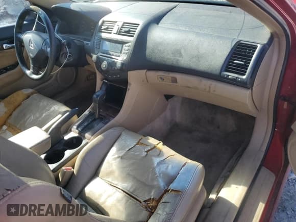 ✅ 2007 Honda Accord EX-L • VIN: 1HGCM72657A002599 • Lot: 82707535. Listed on Copart with 251,905 mi. Free auction sales archive from the USA and detailed vehicle history report at DreamBid. Image 8.