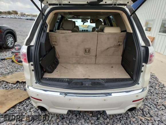 ✅ 2012 GMC Acadia Denali • VIN: 1GKKVTED5CJ212838 • Lot: 91406635. Listed on Copart with 210,682 mi. Free auction sales archive from the USA and detailed vehicle history report at DreamBid. Image 6.