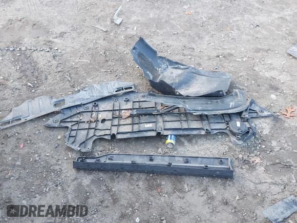 ✅ 2008 Dodge 1500 ST • VIN: 1D7HA16K18J212206 • Lot: 43668762. Wystawiony na IAAI z przebiegiem 300 030 mil. Bezpłatny archiwum sprzedaży aukcyjnych z USA i szczegółowy raport historii pojazdu na DreamBid. Zdjęcie 12.