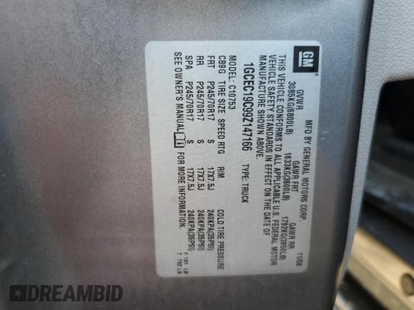 ✅ 2009 Chevrolet Silverado 1500 Work Truck • VIN: 1GCEC19C99Z147166 • Lot: 68673015. Wystawiony na Copart z przebiegiem 257 105 mil. Bezpłatny archiwum sprzedaży aukcyjnych z USA i szczegółowy raport historii pojazdu na DreamBid. Zdjęcie 12.