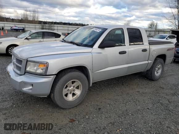 ✅ 2008 Dodge Dakota SXT • VIN: 1D7HW38K08S545596 • Lot: 82404074. Listed on Copart with 195,815 mi miles. Access the free auction sales archive from the USA and view a detailed vehicle history report at DreamBid. Image 1.