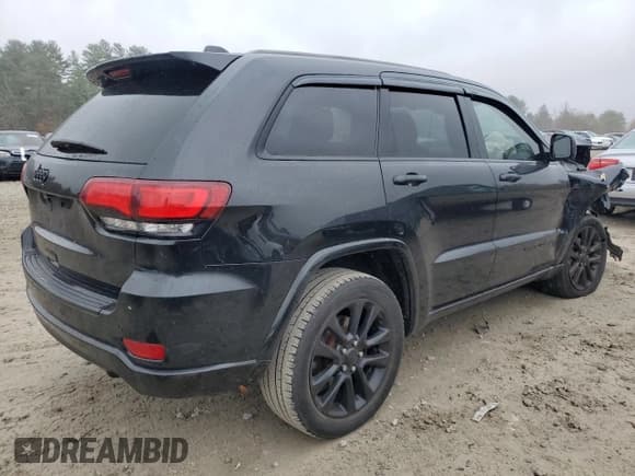 ✅ 2018 Jeep Grand Cherokee Altitude • VIN: 1C4RJFAG1JC436195 • Lot: 90686755. Listed on Copart with 134,012 mi. Free auction sales archive from the USA and detailed vehicle history report at DreamBid. Image 3.