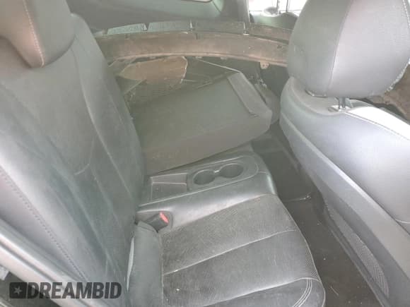 ✅ 2016 Hyundai Veloster Turbo • VIN: KMHTC6AE1GU294363 • Lot: 87697095. Wystawiony na Copart z przebiegiem 89 183 mil. Bezpłatny archiwum sprzedaży aukcyjnych z USA i szczegółowy raport historii pojazdu na DreamBid. Zdjęcie 10.