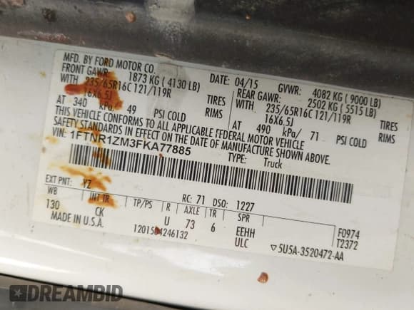 ✅ 2015 Ford Transit Cargo • VIN: 1FTNR1ZM3FKA77885 • Lot: 42951583. Wystawiony na IAAI z przebiegiem 212 528 mil. Bezpłatny archiwum sprzedaży aukcyjnych z USA i szczegółowy raport historii pojazdu na DreamBid. Zdjęcie 9.