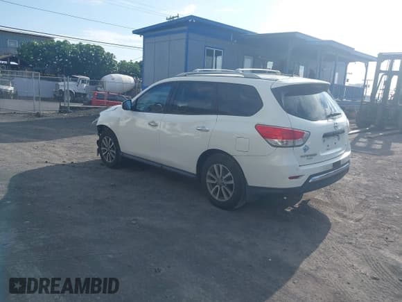 ✅ 2014 Nissan Pathfinder SV • VIN: 5N1AR2MN7EC695722 • Лот: 43313641. Опубликован ранее на IAAI с пробегом 104 183 миль. Бесплатный доступ к архиву аукционных продаж из США и подробный отчёт об истории автомобиля на DreamBid. Изображение 3.