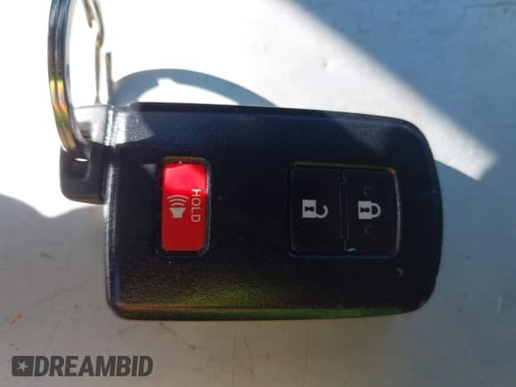 ✅ 2018 Toyota RAV4 XLE • VIN: 2T3WFREVXJW412618 • Lot: 43696429. Listed on IAAI with 134,394 mi. Free auction sales archive from the USA and detailed vehicle history report at DreamBid. Image 11.