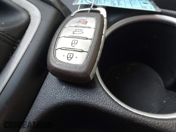 ✅ 2015 Hyundai Elantra Sport • VIN: KMHDH4AH7FU233201 • Lot: 41528040. Listed on IAAI with 185,730 mi. Free auction sales archive from the USA and detailed vehicle history report at DreamBid. Image 11.