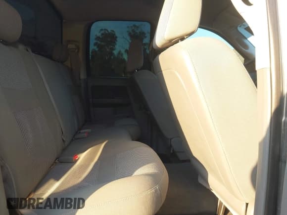 ✅ 2006 Dodge 1500 Laramie • VIN: 1D7HA18276S585089 • Лот: 43603952. Опубликован ранее на IAAI с пробегом 167 242 миль. Бесплатный доступ к архиву аукционных продаж из США и подробный отчёт об истории автомобиля на DreamBid. Изображение 8.