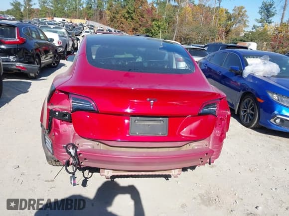 ✅ 2019 Tesla Model 3 Mid Range • VIN: 5YJ3E1EA0KF299032 • Lot: 43576921. Wystawiony na IAAI z przebiegiem 45 780 mil. Bezpłatny archiwum sprzedaży aukcyjnych z USA i szczegółowy raport historii pojazdu na DreamBid. Zdjęcie 16.