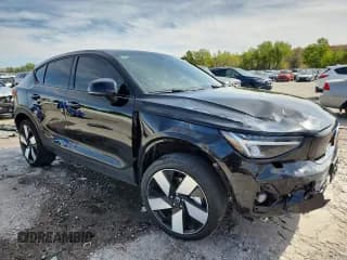 ✅ 2023 Volvo C40 Ultimate • VIN: YV4ED3GM1P2055833 • Lot: 83989075. Wystawiony na Copart z przebiegiem 42 108 mil. Bezpłatny archiwum sprzedaży aukcyjnych z USA i szczegółowy raport historii pojazdu na DreamBid. Zdjęcie 4.