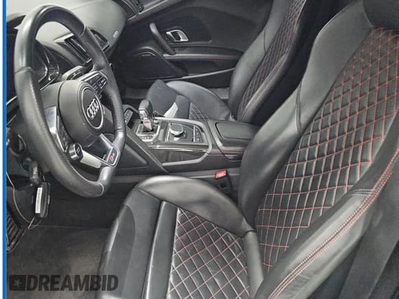 ✅ 2020 Audi R8 • VIN: WUAVECFX4L7900119 • Лот: 91356725. Опубликован ранее на Copart с пробегом 32 372 миль. Бесплатный доступ к архиву аукционных продаж из США и подробный отчёт об истории автомобиля на DreamBid. Изображение 9.