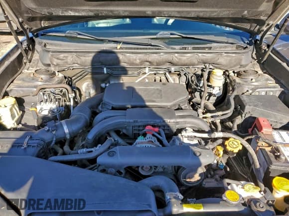 ✅ 2011 Subaru Outback Premium • VIN: 4S4BRBCC7B3405091 • Lot: 94188325. Listed on Copart with 175,286 mi. Free auction sales archive from the USA and detailed vehicle history report at DreamBid. Image 12.