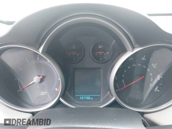 2013 Chevrolet Cruze LS with VIN 1G1PA5SH8D7327313, listed as a IAAI auction lot 42530344 with 147,158 mi miles and . Bid and sale history available at DreamBid. Image 7.