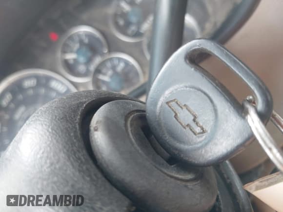 ✅ 2002 Chevrolet Silverado 2500HD LS • VIN: 1GCHK23U52F105561 • Лот: 43228697. Опубликован ранее на IAAI с пробегом 211 202 миль. Бесплатный доступ к архиву аукционных продаж из США и подробный отчёт об истории автомобиля на DreamBid. Изображение 11.