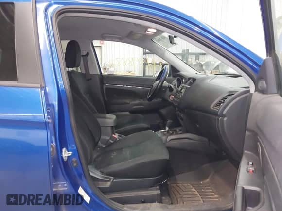 2015 Mitsubishi Outlander ES с VIN 4A4AR3AU2FE017030, выставлен на аукционе IAAI как лот 42898882 с пробегом 105 396 миль миль и . История ставок и продаж доступна на DreamBid. Изображение 5.