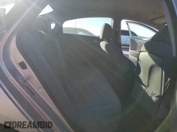 2014 Hyundai Sonata GLS с VIN 5NPEB4AC5EH934665, выставлен на аукционе Copart как лот 82528825 с пробегом 170 417 миль миль и Списание • Salvage title. История ставок и продаж доступна на DreamBid. Изображение 10.