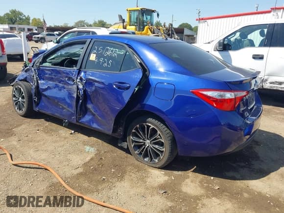 ✅ 2014 Toyota Corolla L • VIN: 5YFBURHE4EP059034 • Lot: 43210108. Wystawiony na IAAI z przebiegiem 79 359 mil. Bezpłatny archiwum sprzedaży aukcyjnych z USA i szczegółowy raport historii pojazdu na DreamBid. Zdjęcie 3.