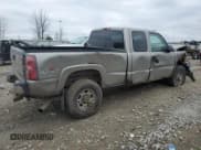 ✅ 2003 Chevrolet Silverado 2500HD LS • VIN: 1GCHK29U43E104044 • Lot: 84215684. Wystawiony na Copart z przebiegiem Nie podano. Bezpłatny archiwum sprzedaży aukcyjnych z USA i szczegółowy raport historii pojazdu na DreamBid. Zdjęcie 3.