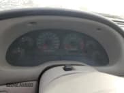 ✅ 2000 Ford Mustang • VIN: 1FAFP4044YF199925 • Лот: 92713035. Опубликован ранее на Copart с пробегом Не указан. Бесплатный доступ к архиву аукционных продаж из США и подробный отчёт об истории автомобиля на DreamBid. Изображение 9.