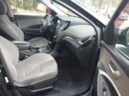 ✅ 2017 Hyundai Santa Fe 2.4L • VIN: 5XYZTDLB7HG442069 • Lot: 43395979. Wystawiony na IAAI z przebiegiem 150 900 mil. Bezpłatny archiwum sprzedaży aukcyjnych z USA i szczegółowy raport historii pojazdu na DreamBid. Zdjęcie 5.