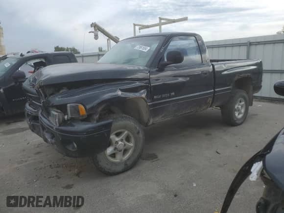 2001 Dodge 1500 с VIN 1B7HF16Z01S306229, выставлен на аукционе Copart как лот 72861554 с пробегом Не указан миль и Списание • Salvage title. История ставок и продаж доступна на DreamBid. Изображение 1.