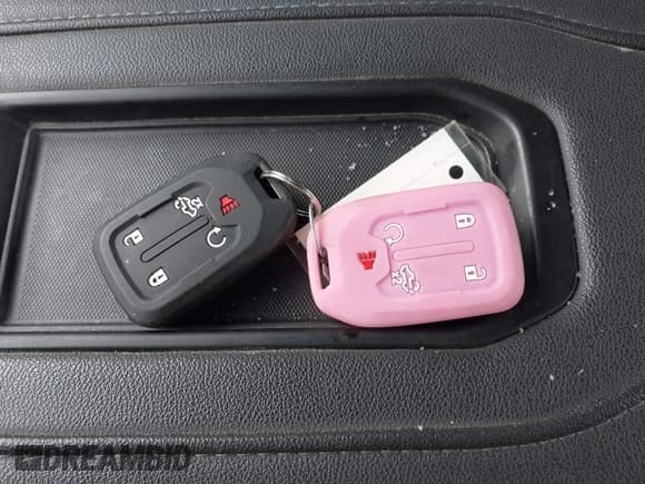 ✅ 2022 Chevrolet Silverado 1500 LT Trail Boss • VIN: 1GCPYFEDXNZ233067 • Lot: 41618201. Wystawiony na IAAI z przebiegiem 75 673 mil. Bezpłatny archiwum sprzedaży aukcyjnych z USA i szczegółowy raport historii pojazdu na DreamBid. Zdjęcie 11.