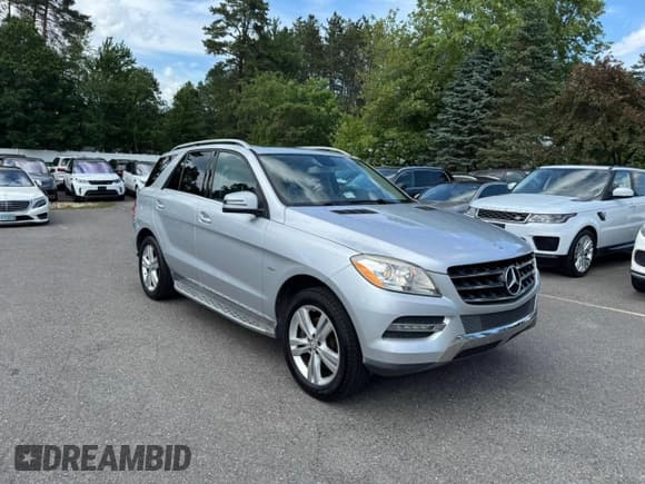 ✅ 2012 Mercedes-Benz M 350 • VIN: 4JGDA5HB8CA043674 • Lot: 62400965. Listed on Copart with 179,323 mi. Free auction sales archive from the USA and detailed vehicle history report at DreamBid. Image 2.