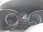 ✅ 2017 Hyundai Santa Fe SE • VIN: KM8SMDHF1HU238369 • Lot: 43682236. Wystawiony na IAAI z przebiegiem 179 000 mil. Bezpłatny archiwum sprzedaży aukcyjnych z USA i szczegółowy raport historii pojazdu na DreamBid. Zdjęcie 7.