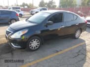 ✅ 2016 Nissan Versa SV • VIN: 3N1CN7AP3GL871171 • Lot: 43551318. Wystawiony na IAAI z przebiegiem 158 336 mil. Bezpłatny archiwum sprzedaży aukcyjnych z USA i szczegółowy raport historii pojazdu na DreamBid. Zdjęcie 2.