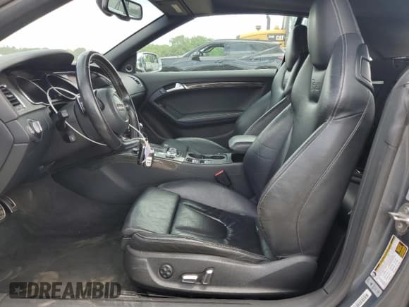 ✅ 2013 Audi S5 Premium Plus • VIN: WAUCGAFH9DN001083 • Lot: 62885355. Listed on Copart with 170,629 mi. Free auction sales archive from the USA and detailed vehicle history report at DreamBid. Image 7.