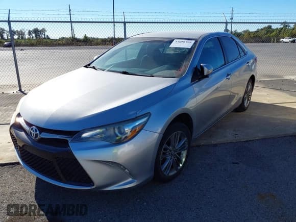 ✅ 2017 Toyota Camry LE • VIN: 4T1BF1FK8HU618043 • Lot: 43680399. Wystawiony na IAAI z przebiegiem 111 770 mil. Bezpłatny archiwum sprzedaży aukcyjnych z USA i szczegółowy raport historii pojazdu na DreamBid. Zdjęcie 19.