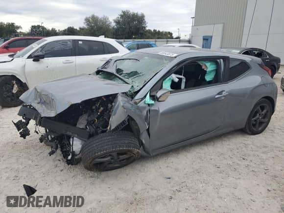 2019 Hyundai Veloster Premium z VIN KMHTG6AF1KU014835, wystawiony jako Copart lot #88543875 z przebiegiem Nie podano mil oraz Nie do naprawy • Non repairable. Historia ofert i sprzedaży dostępna na DreamBid. Obrazek 1.