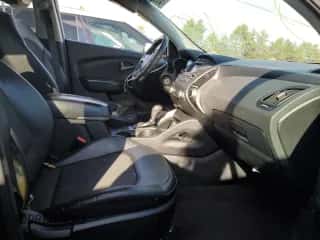 2015 Hyundai Tucson GLS z VIN KM8JT3AF5FU957754, wystawiony jako Copart lot #65975132 z przebiegiem 121 761 mil mil oraz . Historia ofert i sprzedaży dostępna na DreamBid. Obrazek 5.