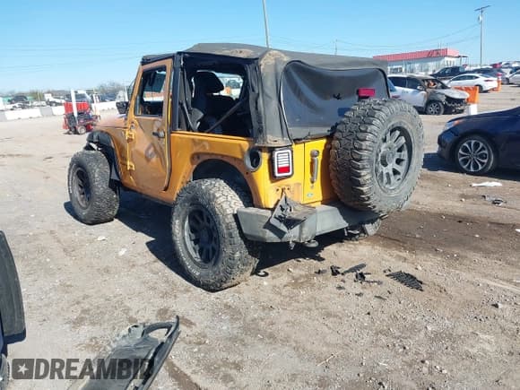 ✅ 2013 Jeep Wrangler Sport • VIN: 1C4AJWAG7DL561266 • Лот: 43620300. Опубликован ранее на IAAI с пробегом 110 431 миль. Бесплатный доступ к архиву аукционных продаж из США и подробный отчёт об истории автомобиля на DreamBid. Изображение 3.