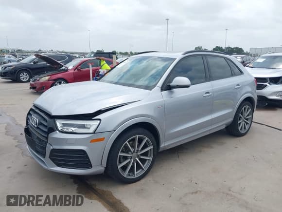 ✅ 2017 Audi Q3 Prestige • VIN: WA1GCCFS5HR009021 • Lot: 41934138. Listed on IAAI with 60,320 mi. Free auction sales archive from the USA and detailed vehicle history report at DreamBid. Image 18.